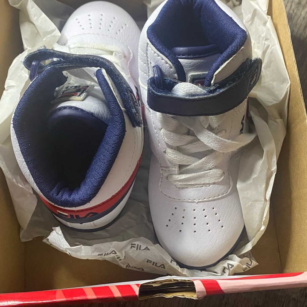 Toddle FILA Shoes 2 pair available
